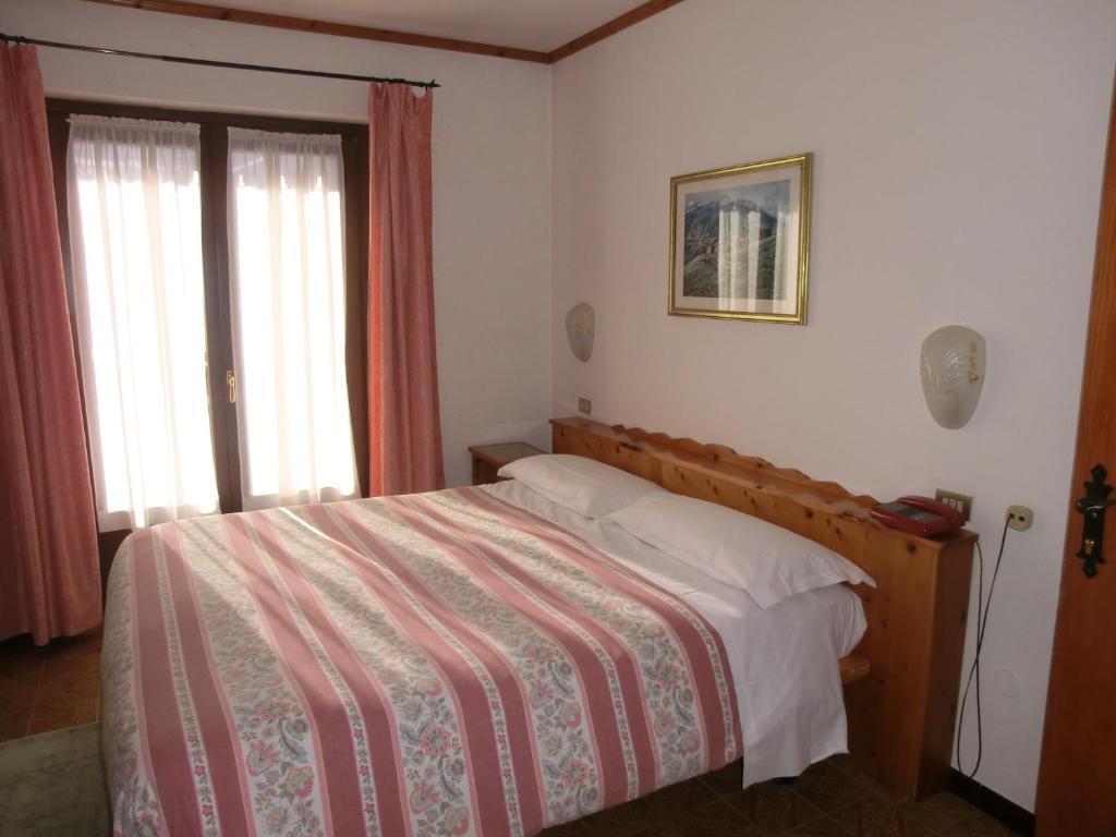 Hotel Piccolo Mondo Bormio Room photo