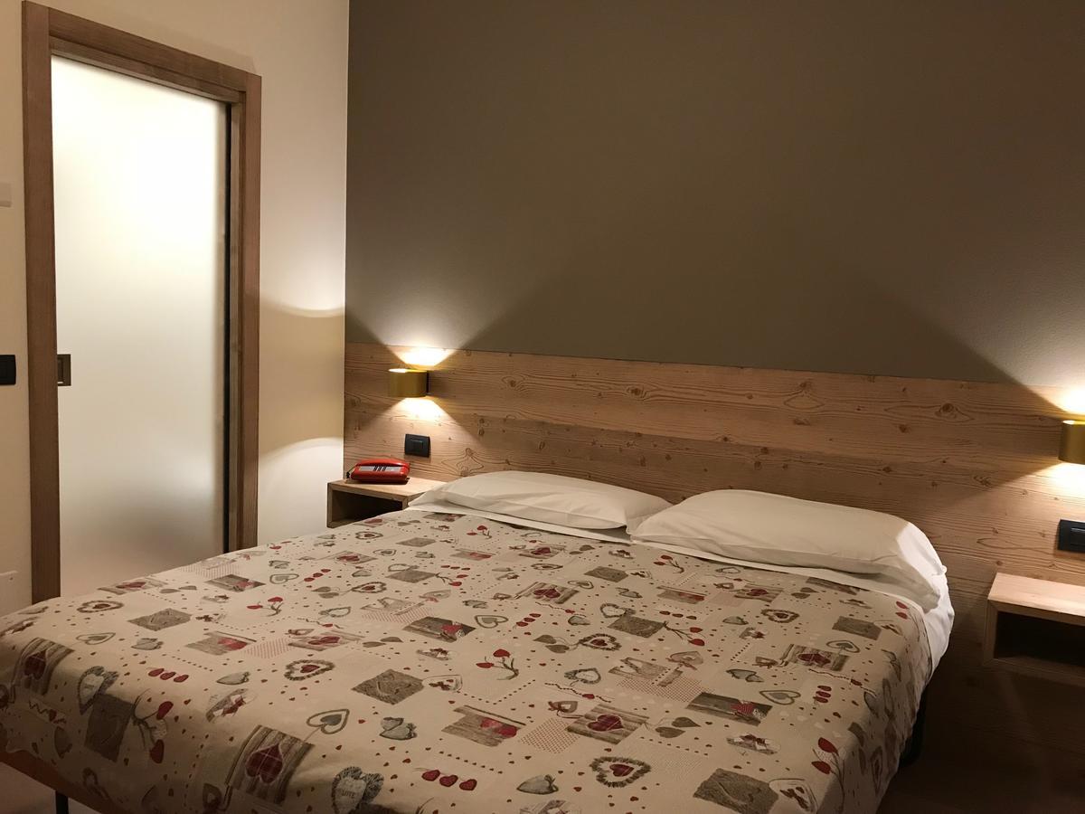 Hotel Piccolo Mondo Bormio Exterior photo