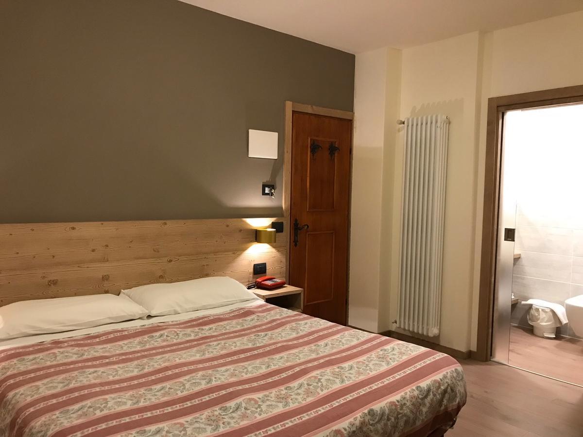 Hotel Piccolo Mondo Bormio Exterior photo
