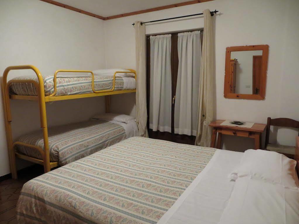 Hotel Piccolo Mondo Bormio Exterior photo